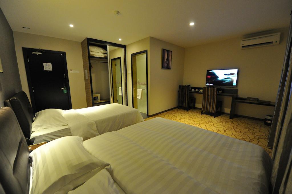 Milano Hotel Keluang Phòng bức ảnh