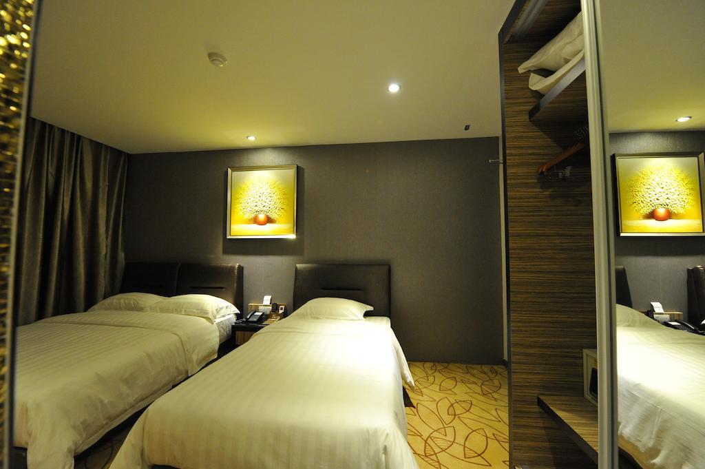 Milano Hotel Keluang Phòng bức ảnh