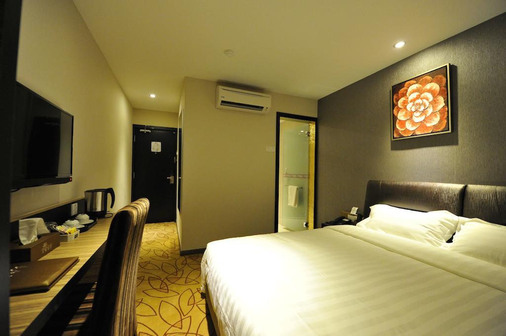 Milano Hotel Keluang Phòng bức ảnh